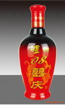 晶白與高白料玻璃瓶 從蒙砂到噴涂，多樣工藝賦能酒水包裝